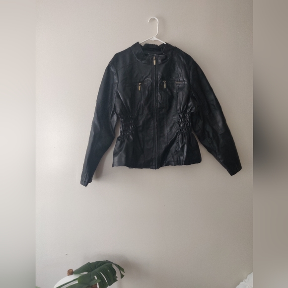Leather Jacket - Picture 2 of 3